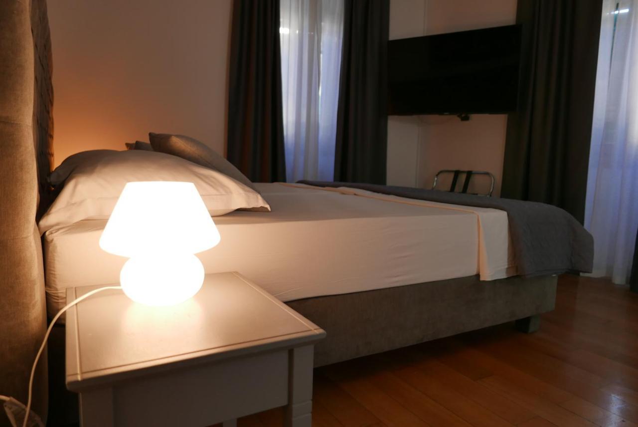 Tri Lava Luxury Living Hotel Split Bagian luar foto