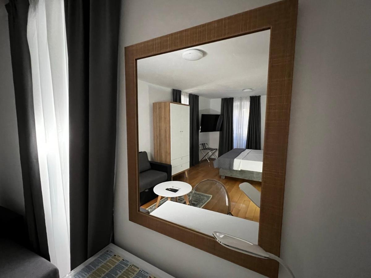 Tri Lava Luxury Living Hotel Split Bagian luar foto